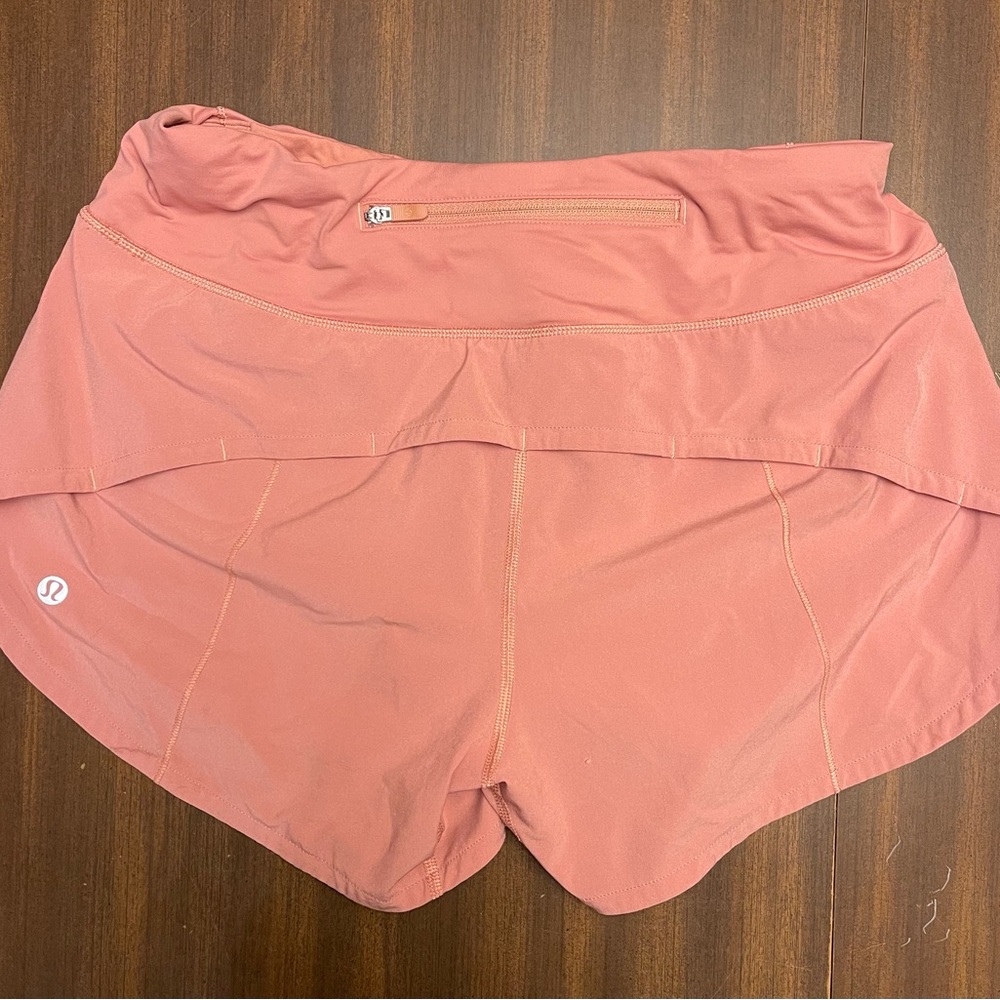 Lululemon Women's Peach Speed Up Shorts